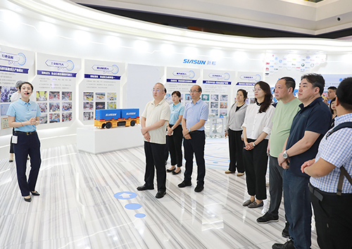 人民日报2023年媒体融合发展专题培训班走进jinnianhui金年会
